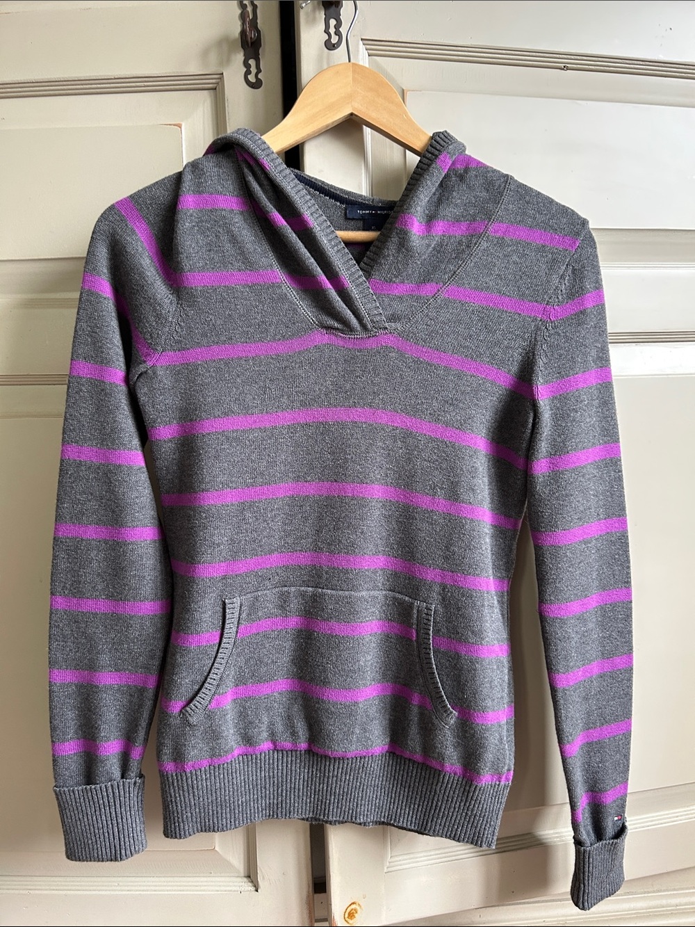 Tommy Hilfiger Gray & Purple Striped V-Neck hooded Sweater